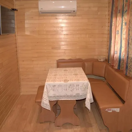 Котеджі Арлен Dyyda Exterior photo