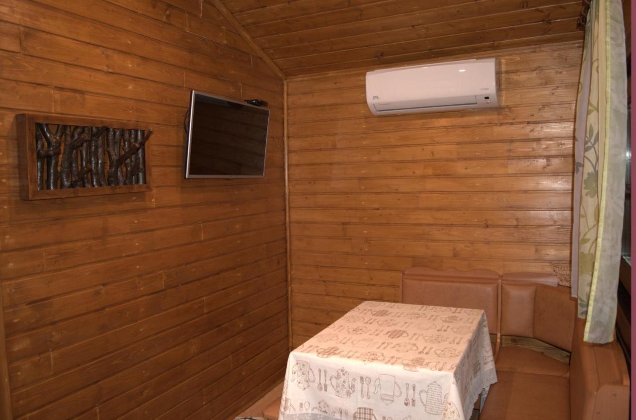 арлен Apartment *